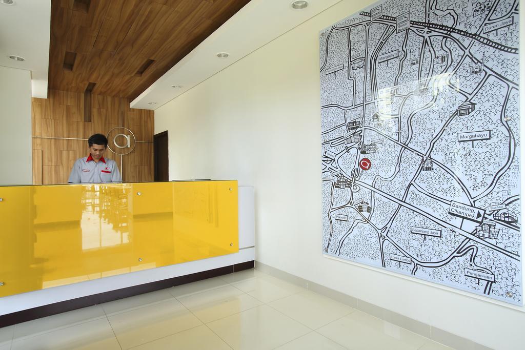 Amaris Hotel Bekasi Barat Extérieur photo