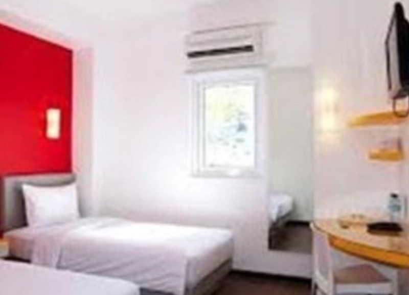 Amaris Hotel Bekasi Barat Extérieur photo