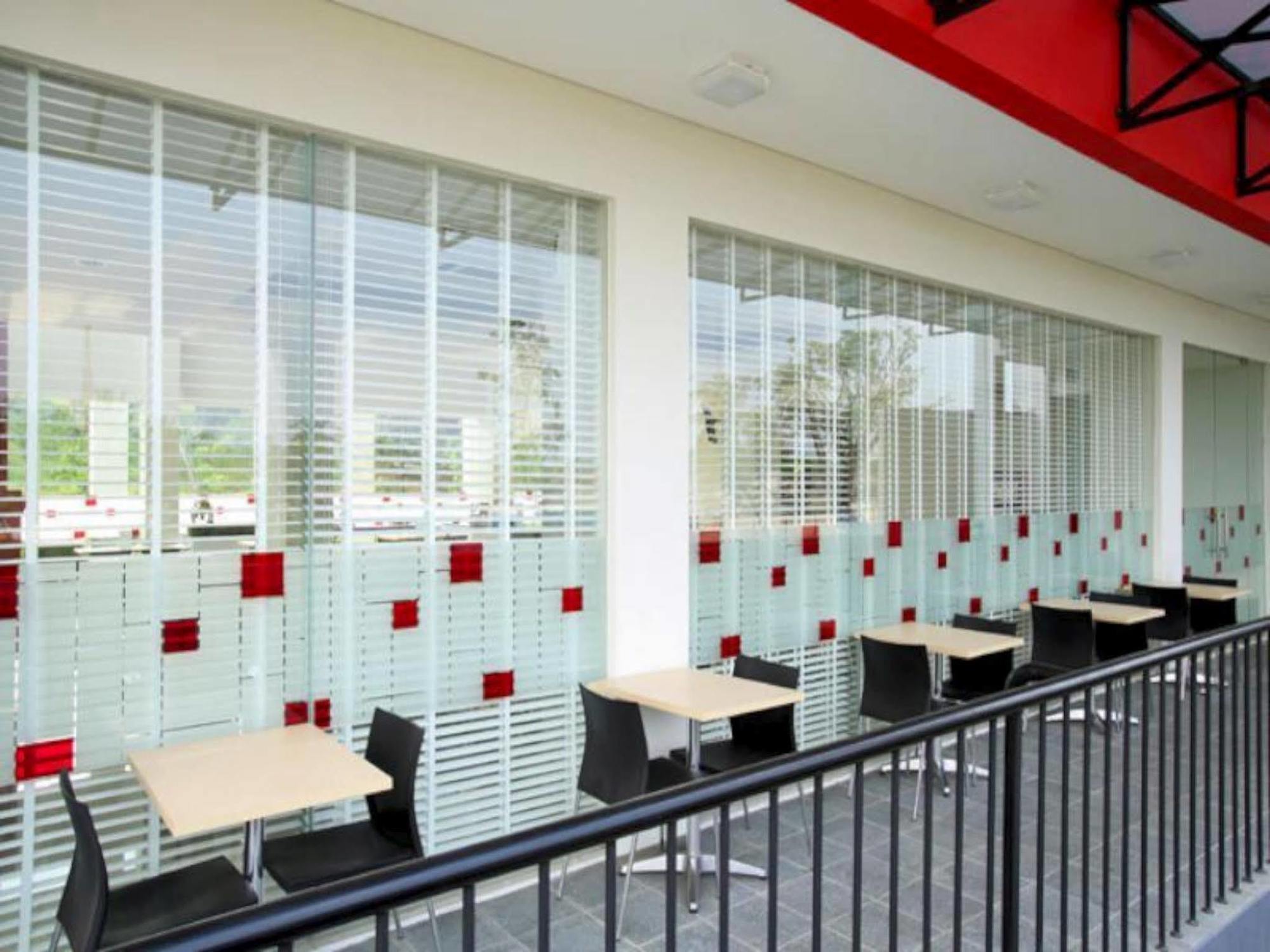 Amaris Hotel Bekasi Barat Extérieur photo